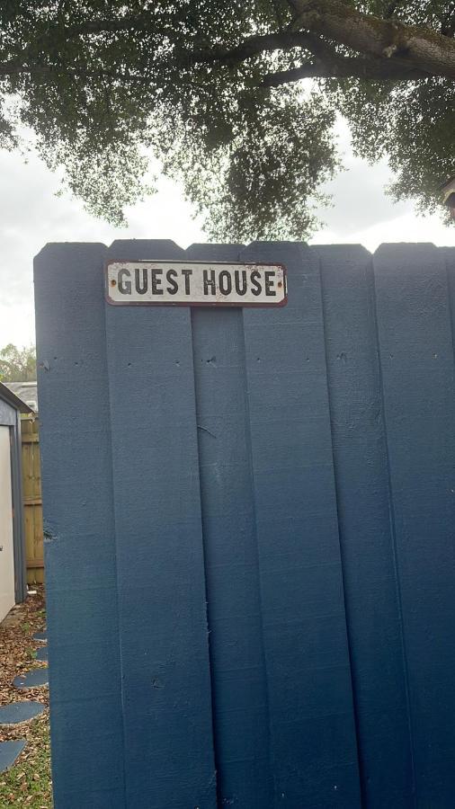 Single Room With Twin Bed On Private Property Eustis Exterior photo